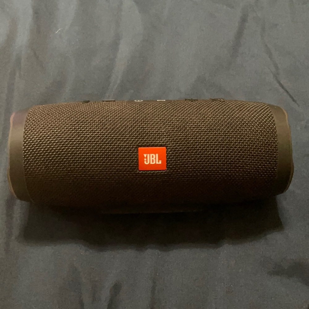 JBL charge 3 Speaker